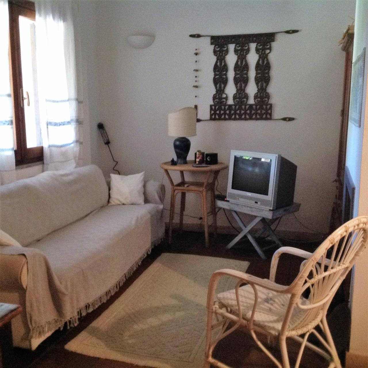 Casa Vacanza Porto Luna 68 빌라시미우스 외부 사진